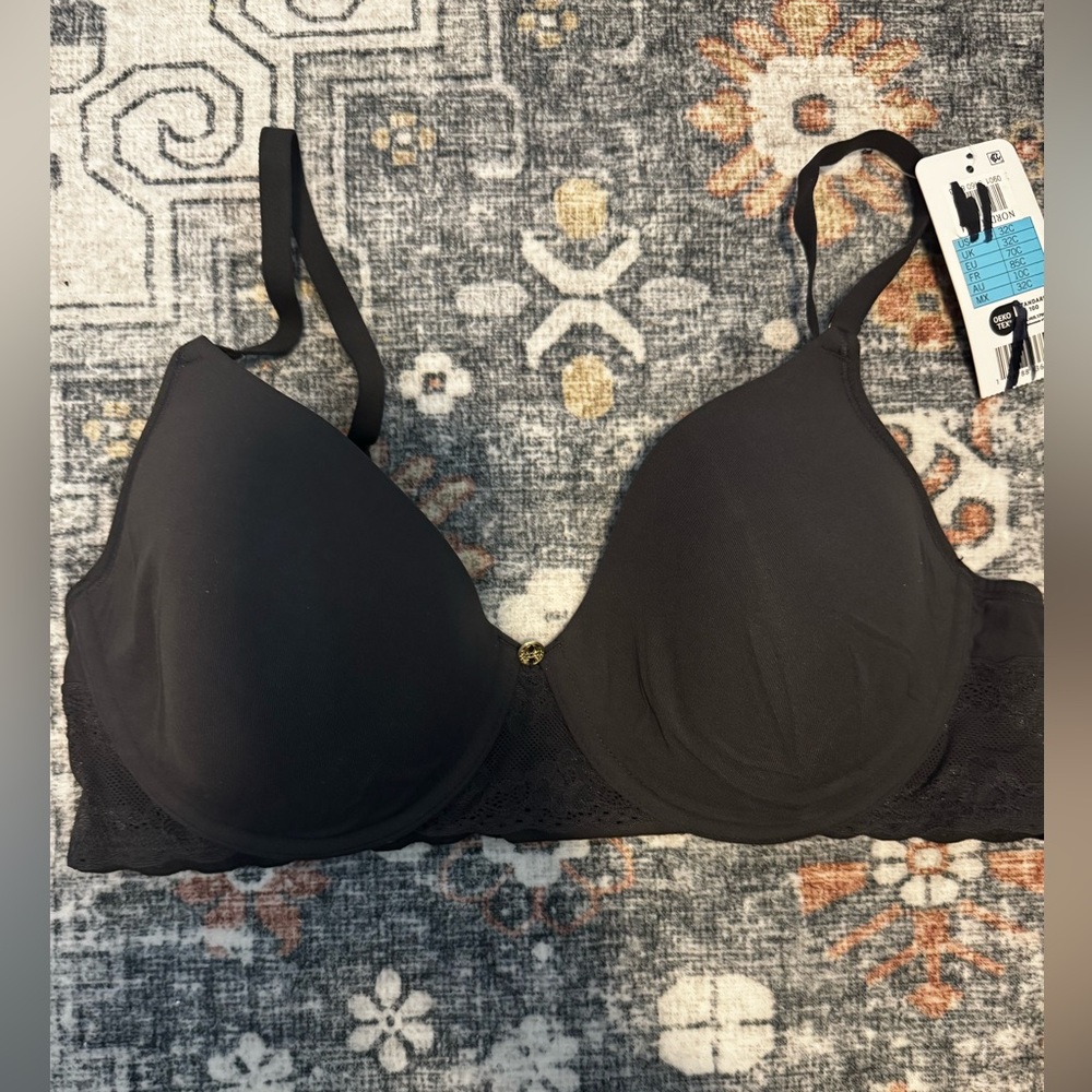 NWT Natori Black Lace-Trim T-Shirt Bra Sz 32C